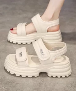 Sandal nữ Choice SC103056 Dép quai hậu đi học đi làm đi chơi đế cao chất PU siêu nhẹ siêu êm chân