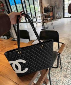 túi Chanel công sở