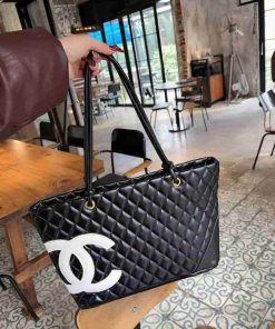 túi Chanel công sở